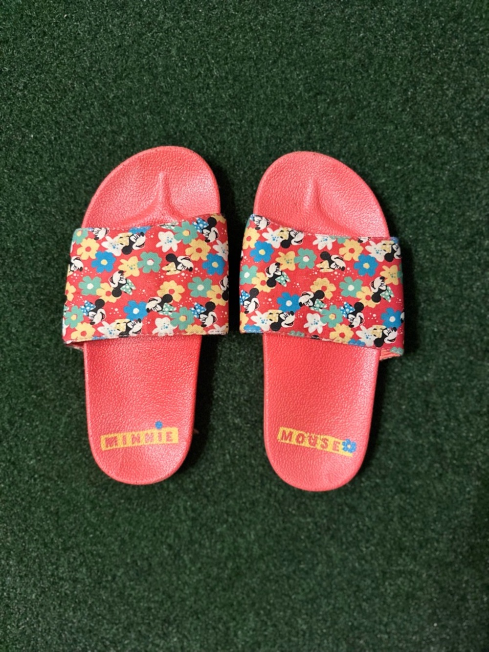 Disney Red Kids Slide Sandals with Floral Minnie Print - Picture 2 of 6